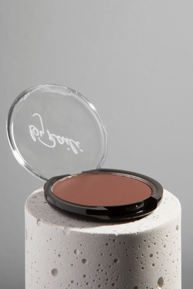 Tuotekuva: By Raili Velvet Eyeshadow -luomiväri 3g, 07 Brown 
